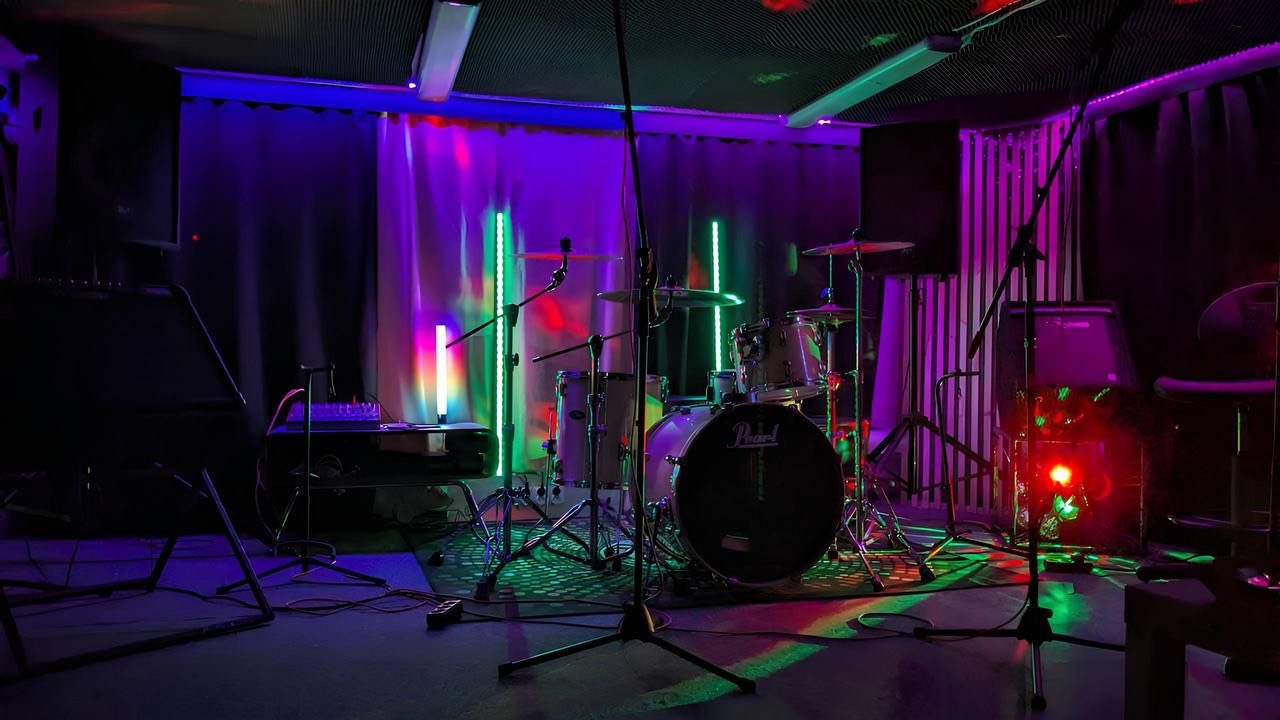 Sala A w Turbo Sound